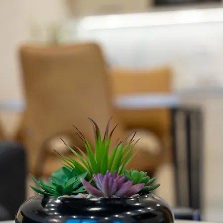 Lux M&b 3 شقة زلاتيبور