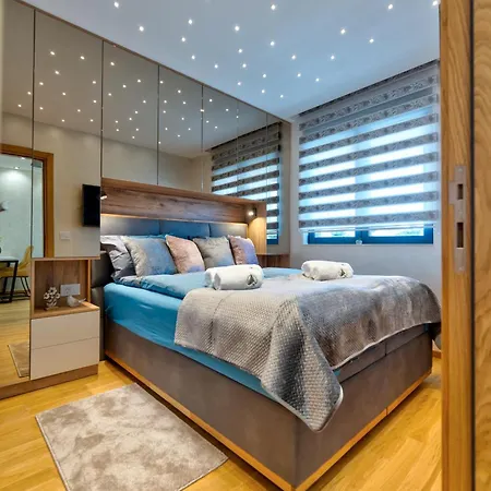 شقة Lux M&b 3 زلاتيبور