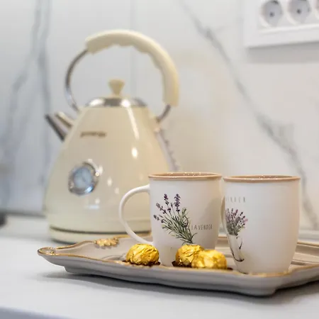 Lux M&b 3 * زلاتيبور